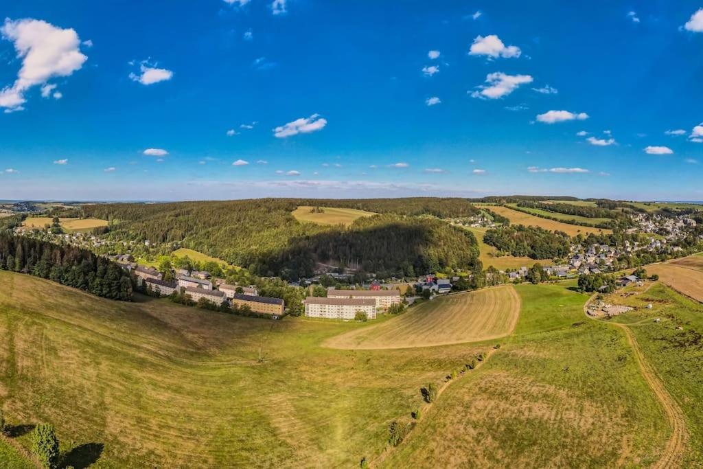 Appartamento Franzis Feriendomizil Im Herzgebirge Am Skihang Auerbach  Esterno foto